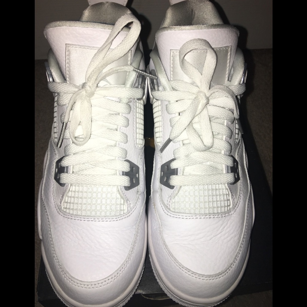Jordan Retro 4 NO TRADES